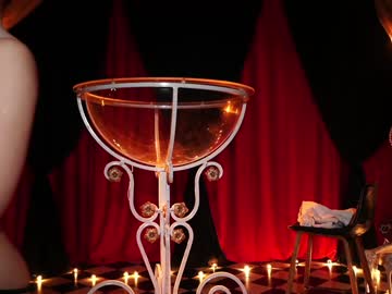 Foto porno Ganduri murdare cu _meganmeow_ pe KUR.ro