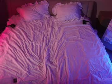 Foto porno _meganmeow_ descoperita pe video chat pe KUR.ro