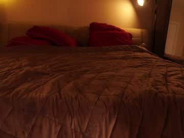 Foto porno Ganduri murdare cu _meganmeow_ pe KUR.ro