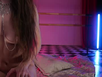 Foto porno Ganduri murdare cu _meganmeow_ pe KUR.ro