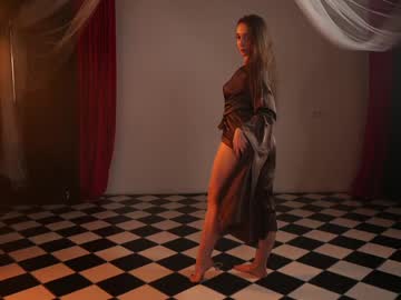 Foto porno Ganduri murdare cu _meganmeow_ pe KUR.ro