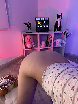 Foto porno _nobara__ ne arata tot la camera pe KUR.ro