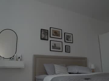 Foto porno Nebunii pe chat marca _sirine_ pe KUR.ro