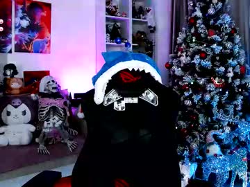 Foto porno _sparkland_ se dezbraca la web pe Chaturbate pe KUR.ro