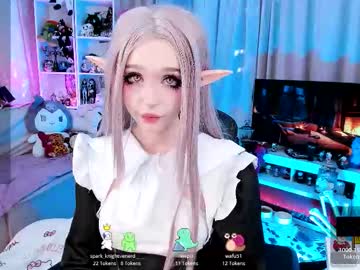 Foto porno _sparkland_ se dezbraca la web pe Chaturbate pe KUR.ro