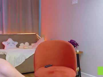 Foto porno _starshine se dezbraca la web pe Chaturbate pe KUR.ro