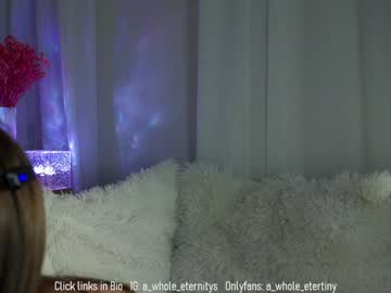 Foto porno a_whole_eternity se dezbraca la web pe Chaturbate pe KUR.ro