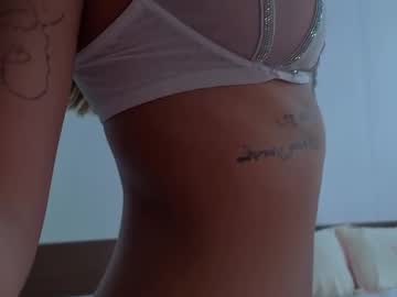 Foto porno Discutii intime cu adelia_ntmu pe KUR.ro
