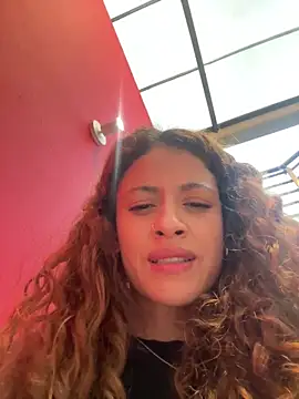 Foto porno Fantezii cu Linda-3 pe BongaCams pe KUR.ro