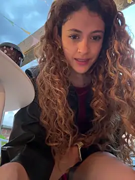 Foto porno Fantezii cu Linda-3 pe BongaCams pe KUR.ro