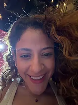 Foto porno Fantezii cu Linda-3 pe BongaCams pe KUR.ro