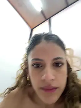 Foto porno Fantezii cu Linda-3 pe BongaCams pe KUR.ro