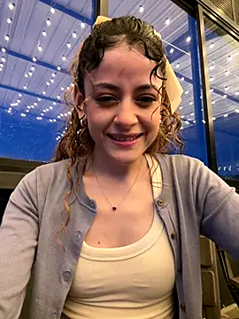 Foto porno Fantezii cu Linda-3 pe BongaCams pe KUR.ro