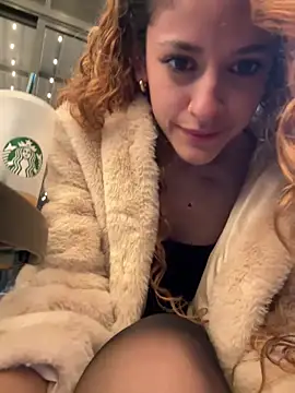 Foto porno Fantezii cu Linda-3 pe BongaCams pe KUR.ro