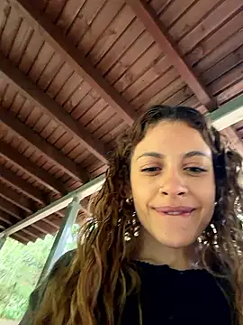 Foto porno Fantezii cu Linda-3 pe BongaCams pe KUR.ro