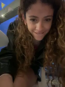 Foto porno Fantezii cu Linda-3 pe BongaCams pe KUR.ro