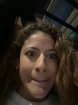 Foto porno Fantezii cu Linda-3 pe BongaCams pe KUR.ro