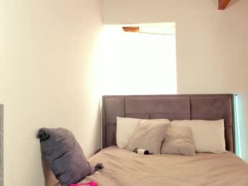 Foto porno Ganduri murdare cu alanna_house1 pe KUR.ro