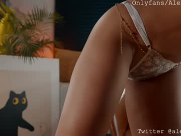 Foto porno Nebunii pe chat marca alejastorm pe KUR.ro