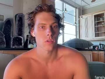Foto porno alex_islive se dezbraca la web pe Chaturbate pe KUR.ro