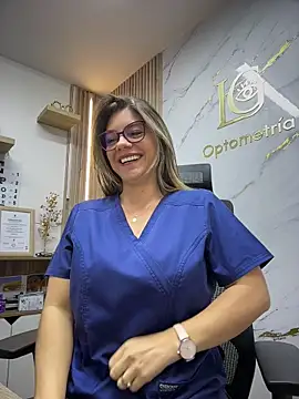 Foto porno alicee16 descoperita pe video chat pe KUR.ro