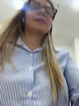 Foto erotica #998281 pe KUR.ro