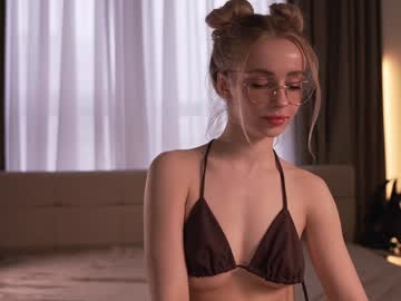 Foto porno Fantezii cu -AnnaMaria- pe BongaCams pe KUR.ro