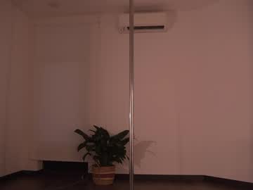 Foto porno Ganduri murdare cu alissa_wxw pe KUR.ro