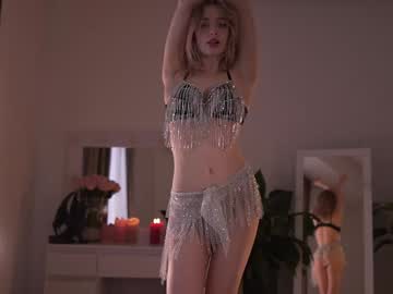 Foto porno Fantezii cu -AnnaMaria- pe BongaCams pe KUR.ro