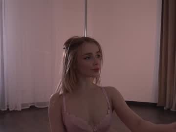 Foto porno Fantezii cu -AnnaMaria- pe BongaCams pe KUR.ro