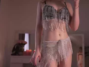 Foto porno Fantezii cu -AnnaMaria- pe BongaCams pe KUR.ro