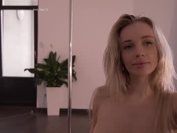 Foto porno Ganduri murdare cu alissa_wxw pe KUR.ro