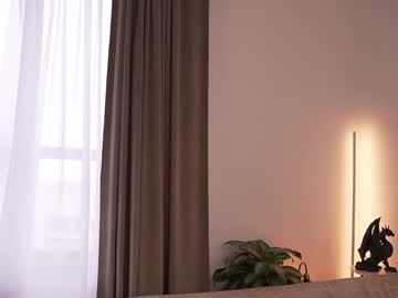 Foto porno Ganduri murdare cu alissa_wxw pe KUR.ro