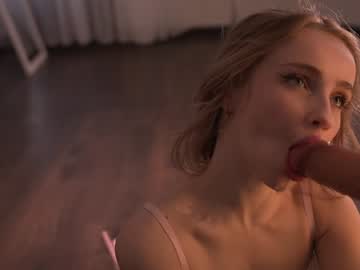 Foto erotica #1596185 pe KUR.ro