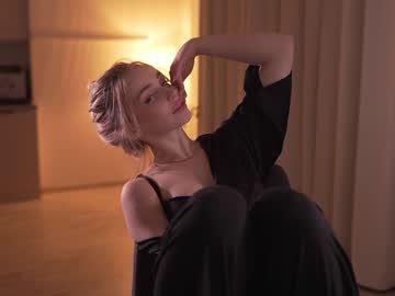 Foto porno Fantezii cu -AnnaMaria- pe BongaCams pe KUR.ro