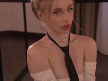 Foto porno Ganduri murdare cu alissa_wxw pe KUR.ro