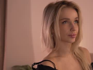 Foto porno Ganduri murdare cu alissa_wxw pe KUR.ro