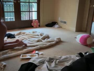 Foto porno Ganduri murdare cu alyssastonee pe KUR.ro