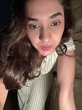 Foto porno amcutefatima vrea sex pe StripChat pe KUR.ro