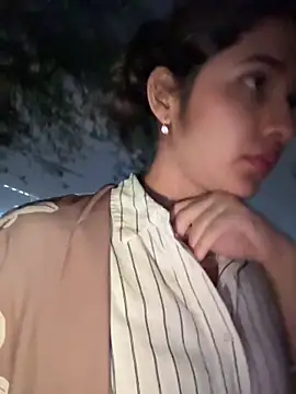 Foto porno amcutefatima vrea sex pe StripChat pe KUR.ro