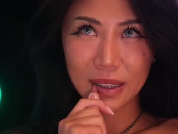 Foto porno Nebunii pe chat marca CindyBKK pe KUR.ro