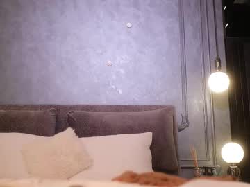 Foto porno Nebunii pe chat marca CindyBKK pe KUR.ro