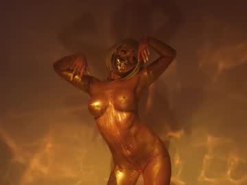 Foto porno Nebunii pe chat marca CindyBKK pe KUR.ro