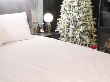Foto porno Nebunii pe chat marca CindyBKK pe KUR.ro