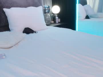 Foto porno Nebunii pe chat marca CindyBKK pe KUR.ro