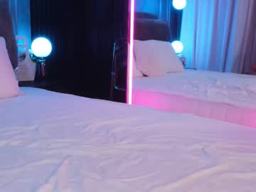 Foto porno Nebunii pe chat marca CindyBKK pe KUR.ro