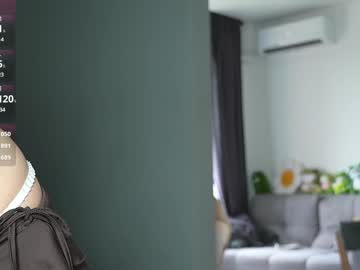 Foto porno Ganduri murdare cu amilia4u pe KUR.ro
