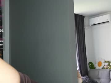 Foto porno Ganduri murdare cu amilia4u pe KUR.ro
