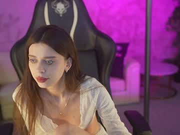 Foto porno -VikkiL0vesCheese- ne arata tot la camera pe KUR.ro