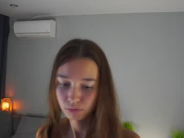 Foto porno Sex online cu annabellecroft pe KUR.ro